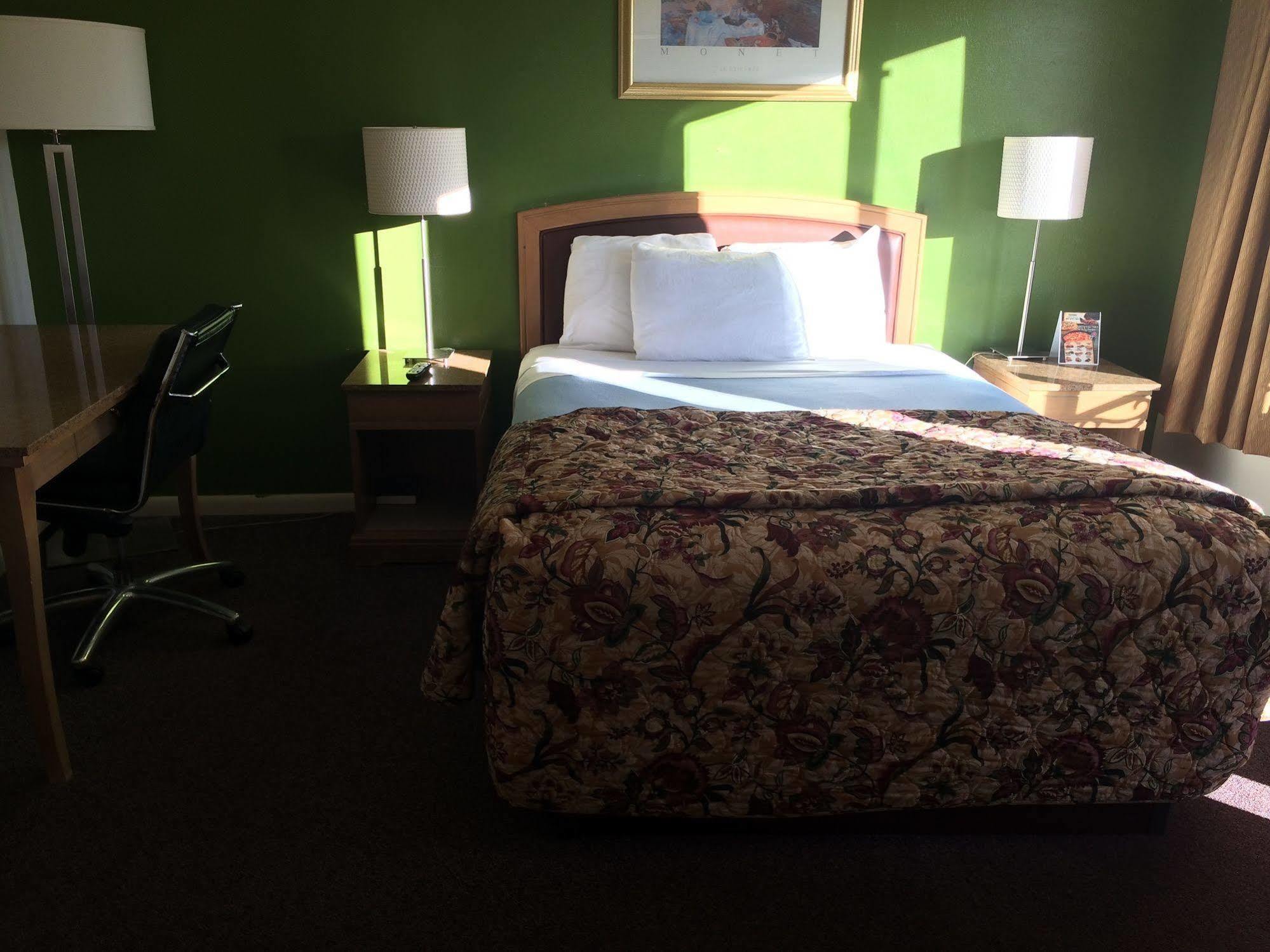 Alamo Motel เชอริเดน ภายนอก รูปภาพ