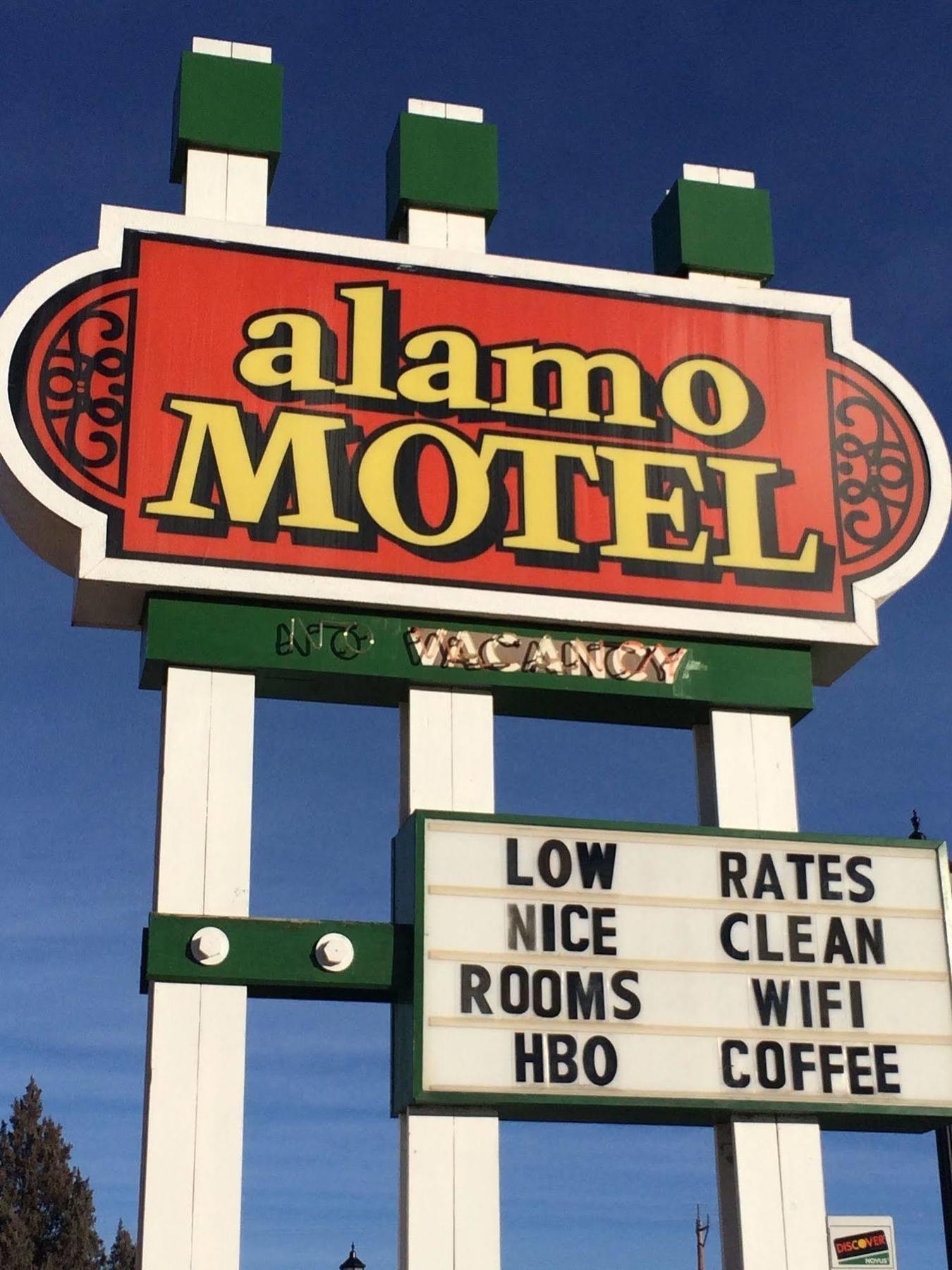 Alamo Motel เชอริเดน ภายนอก รูปภาพ